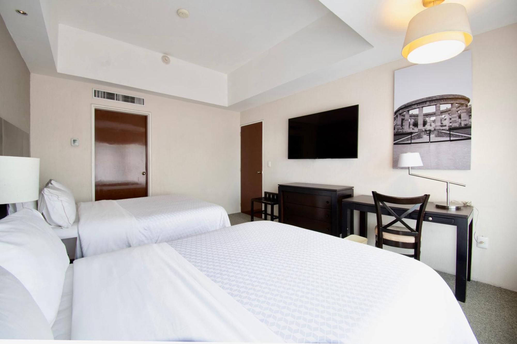 גואדלחארה Hotel Plaza Genova Centro מראה חיצוני תמונה